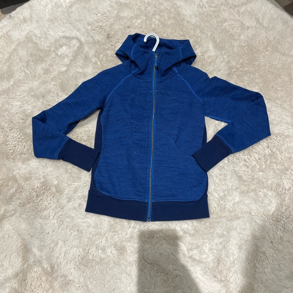 Blue Lululemon scuba hoodie Size 4
